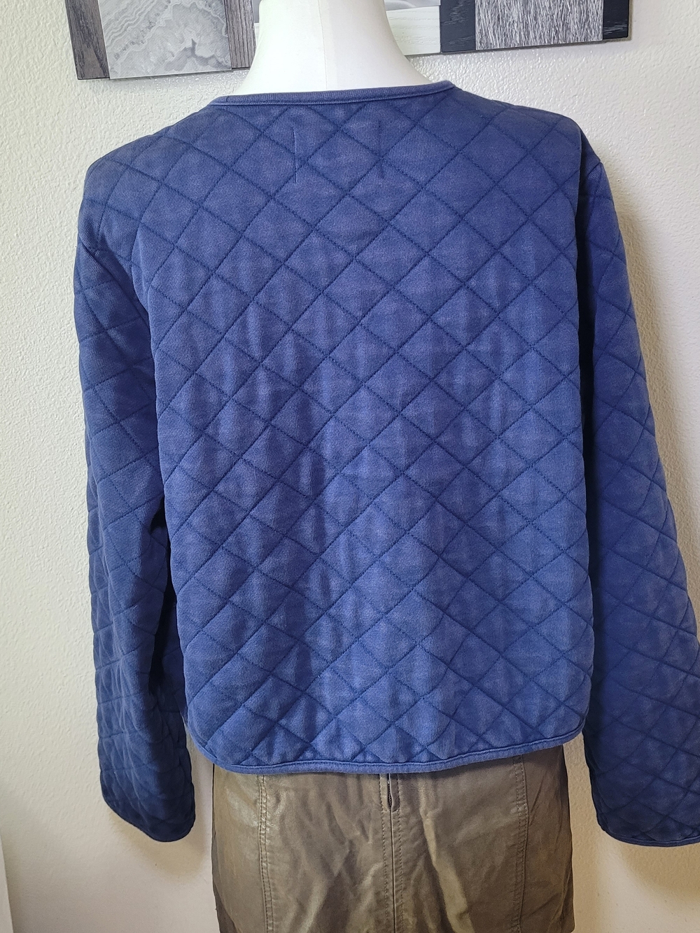 Banana Republic Quilted Bomber Jacket with Patch Pockets - Picture 5 of 11